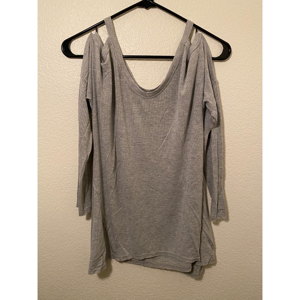 Abercrombie & Fitch Cold Shoulder Blouse